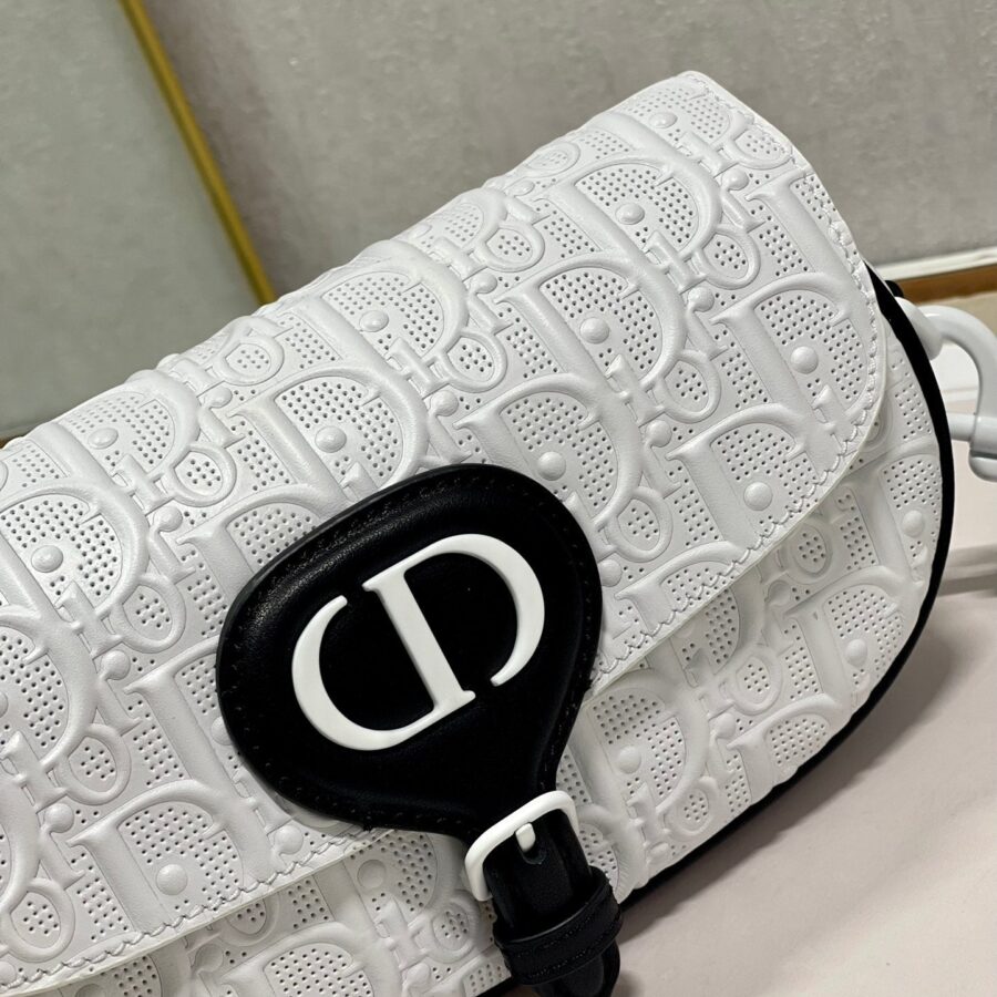BOBBY EAST-WEST 21 BAG IN WHITE LAMBSKIN | Studio Nafay