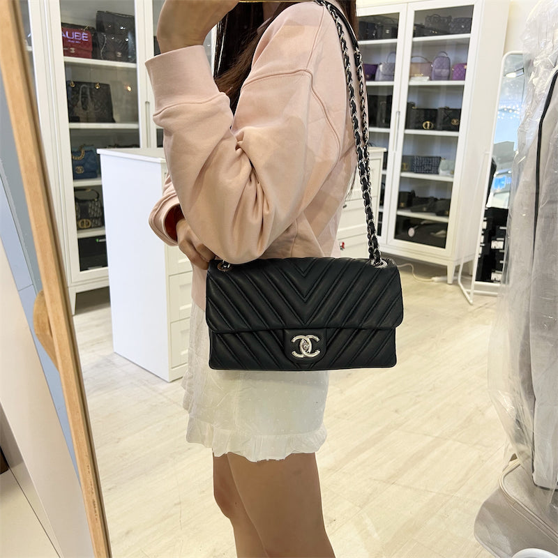 Chanel Seasonal Medium Flap Bag In Chevron Quilted Navy Lambskin An