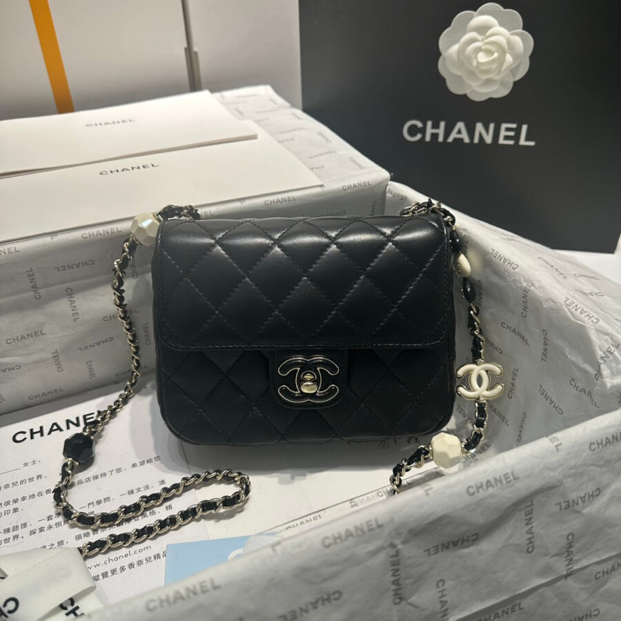 23P Flap Bag 16cm Black Calfskin Siver Hardware | Studio Nafay